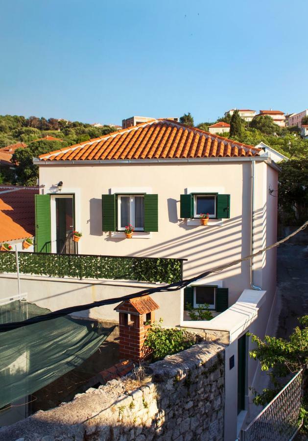 Zlatin Dvor - Apartments For 3, Terrace, Trogir Center, Beach At 5-Min, Bike Friendly Exteriör bild